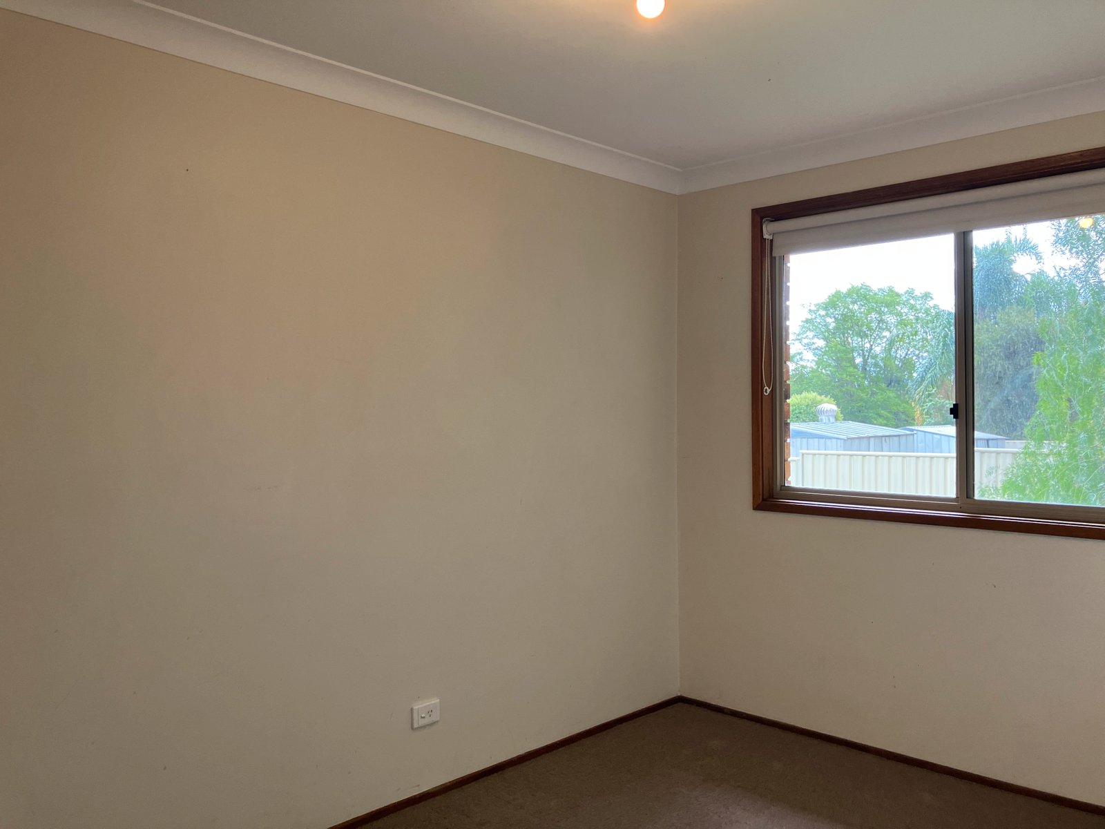 2 Maitland Street TAMWORTH 6