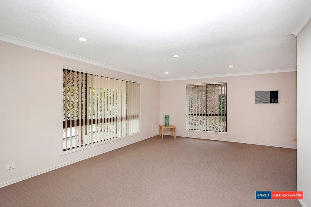2 Maple Court BURLEIGH WATERS 5