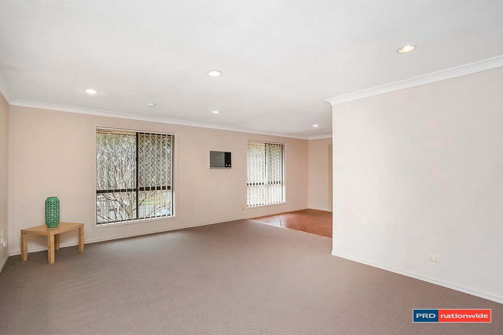 2 Maple Court BURLEIGH WATERS 6