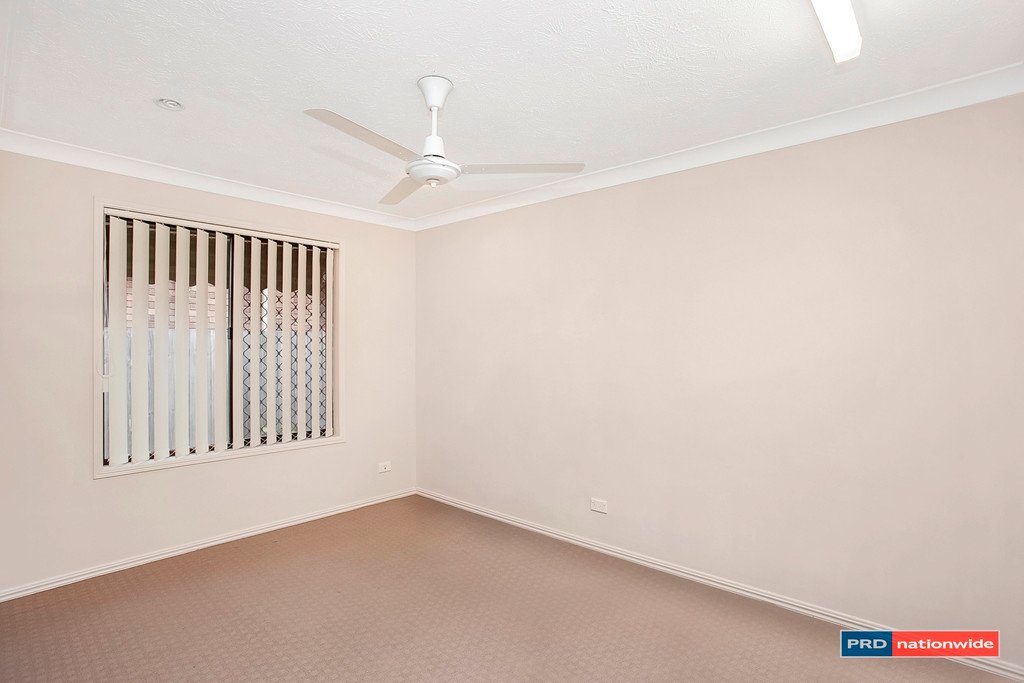 2 Maple Court BURLEIGH WATERS 10