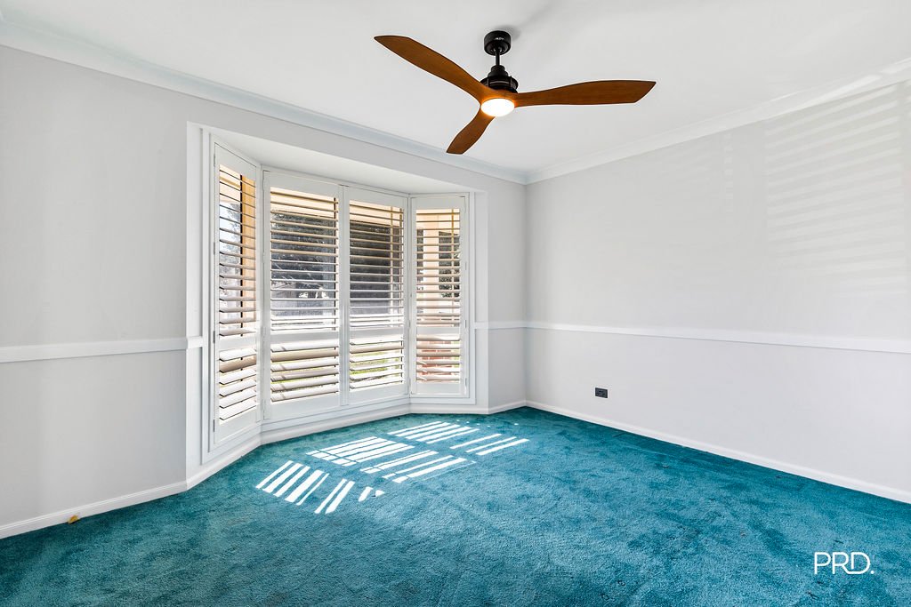 2 Marcus Clarke Crescent GLENMORE PARK 5