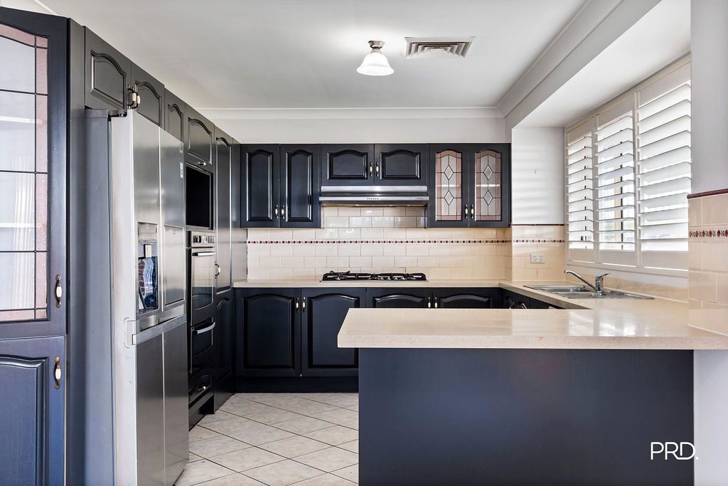2 Marcus Clarke Crescent GLENMORE PARK 7