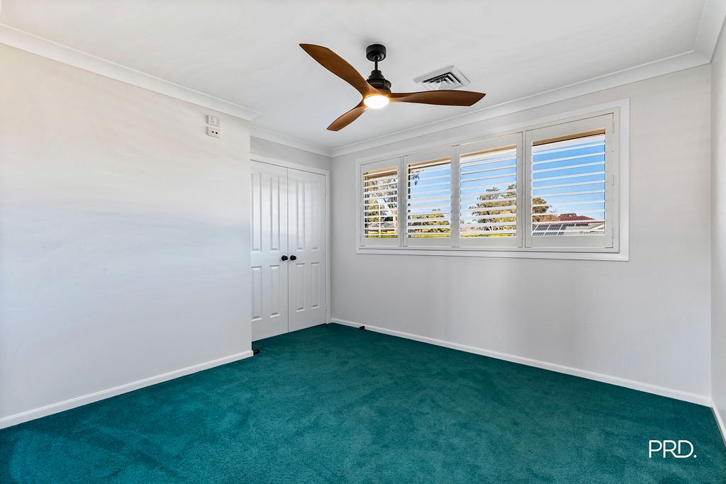 2 Marcus Clarke Crescent GLENMORE PARK 10