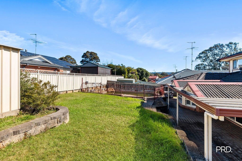 2 Marcus Clarke Crescent GLENMORE PARK 21