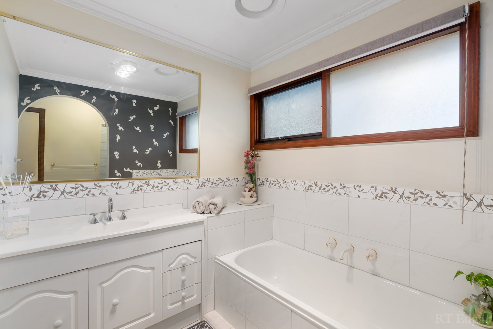 Real Estate and Property in 2 Margot Avenue, Doncaster, VIC