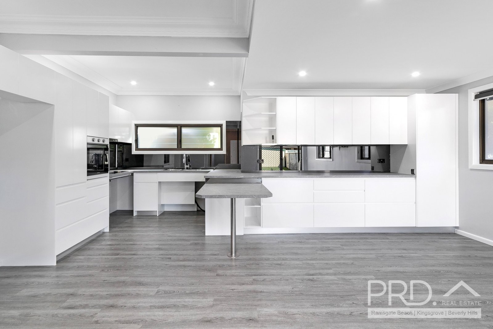 2 Martin Street ROSELANDS 2