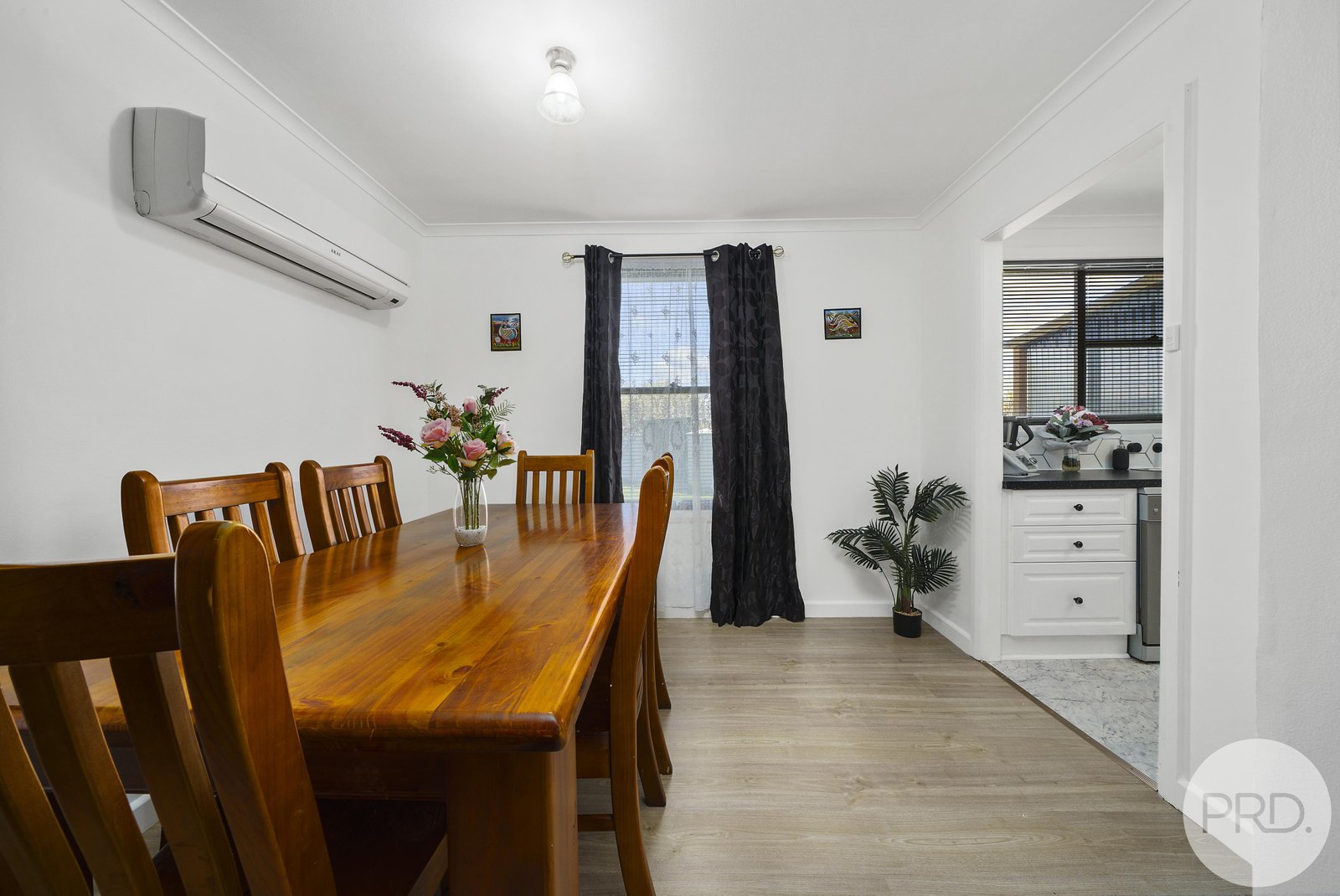 2 Martyn Place BRIGHTON 5