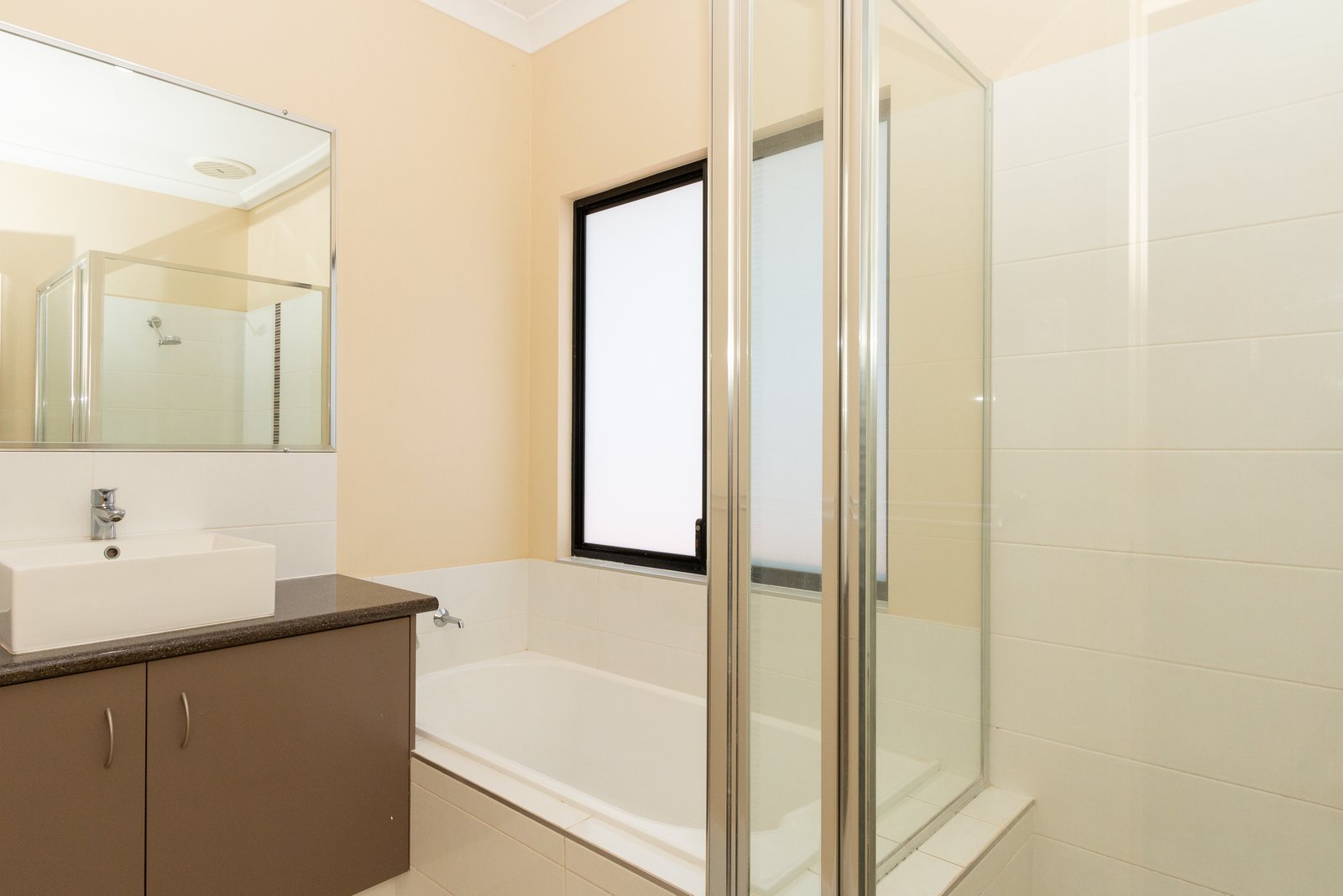 2 Mastapha Street BILINGURR 5