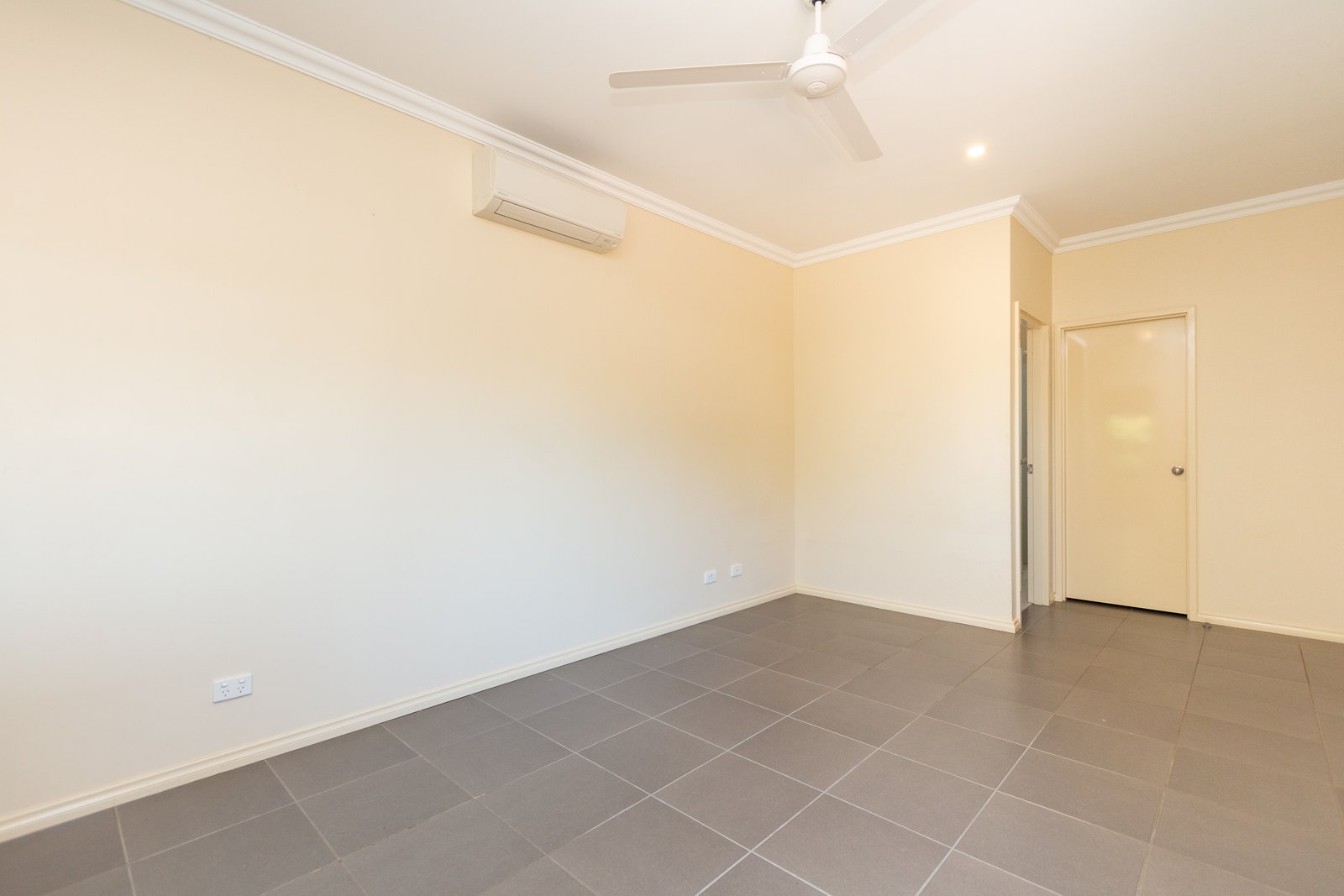 2 Mastapha Street BILINGURR 10