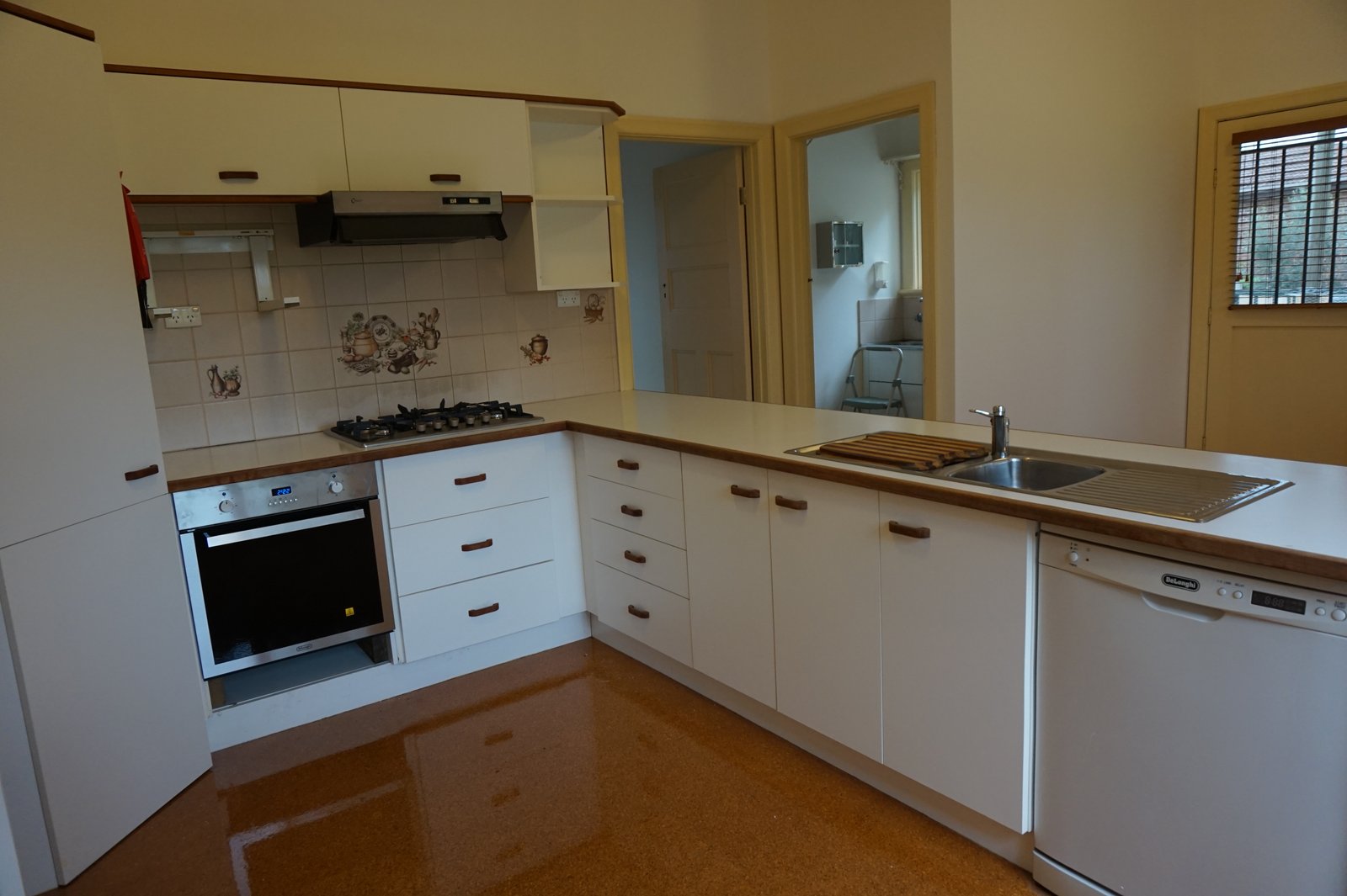 Gallery: 2. Mavis Avenue