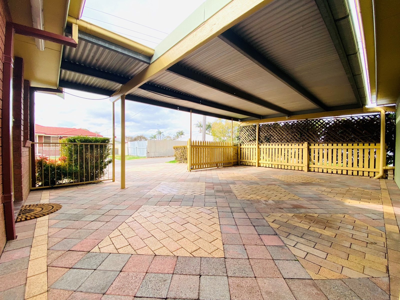 2 May Lane TAMWORTH 11