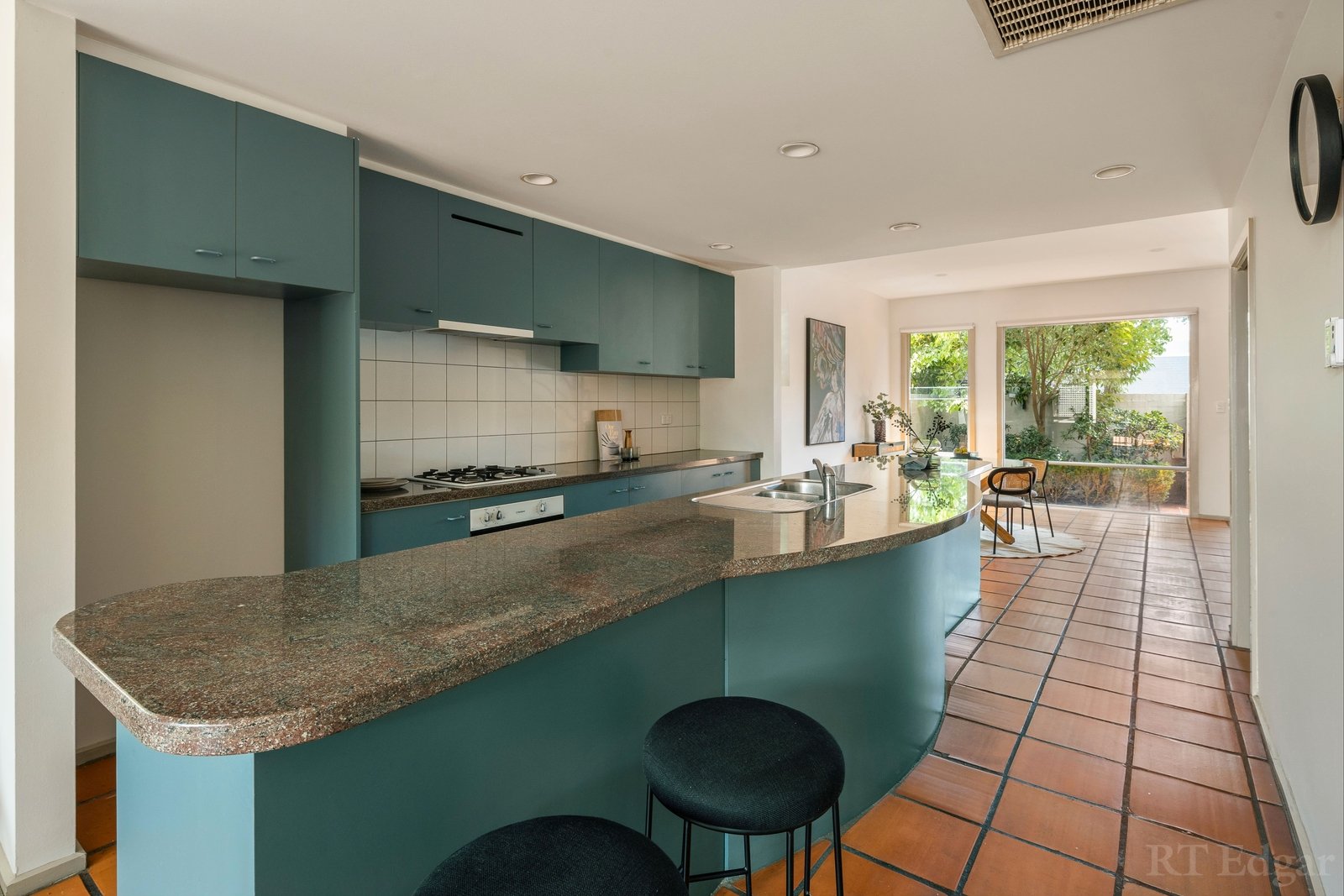 Real Estate and Property in 2 May Road, Toorak, VIC