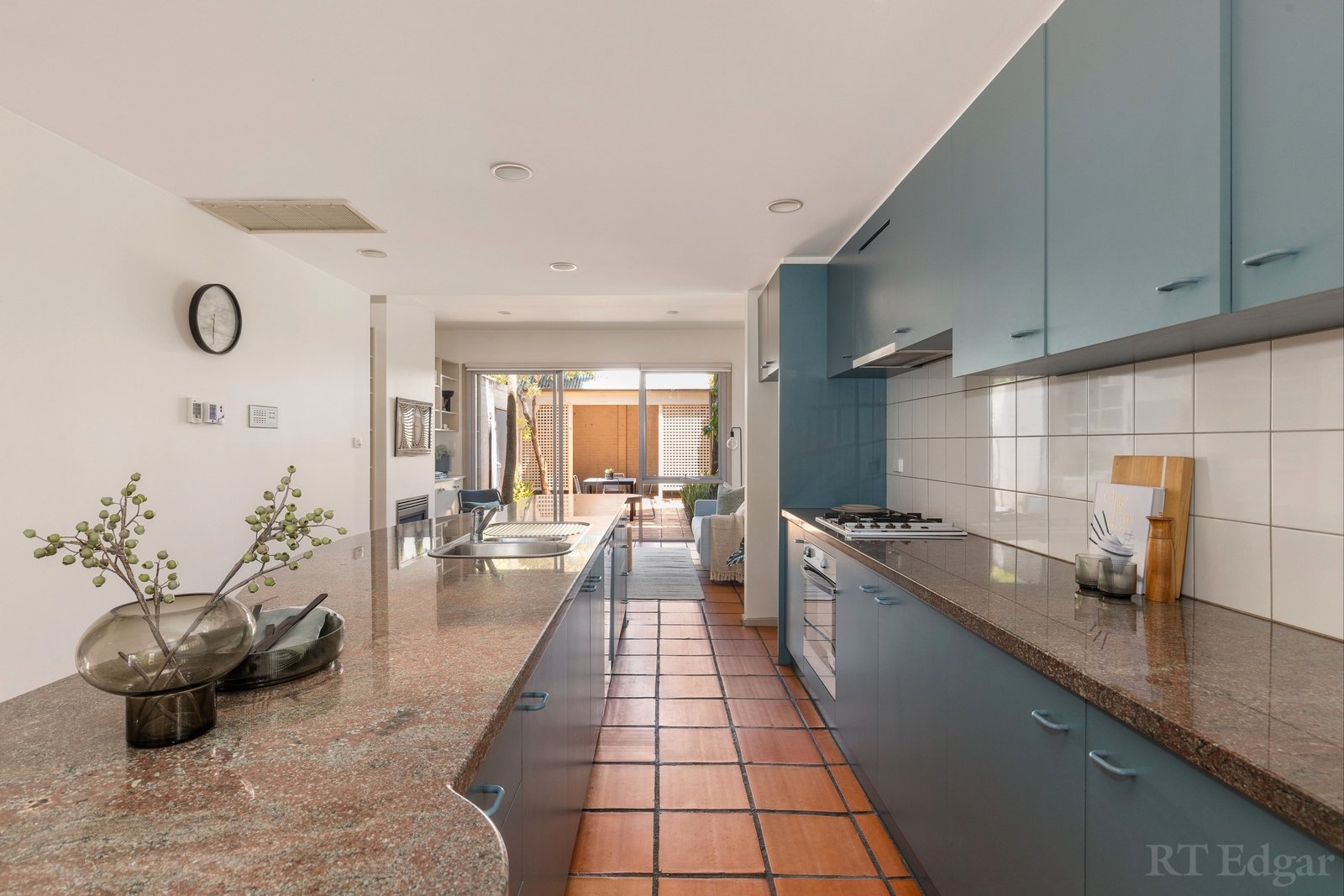 Real Estate and Property in 2 May Road, Toorak, VIC