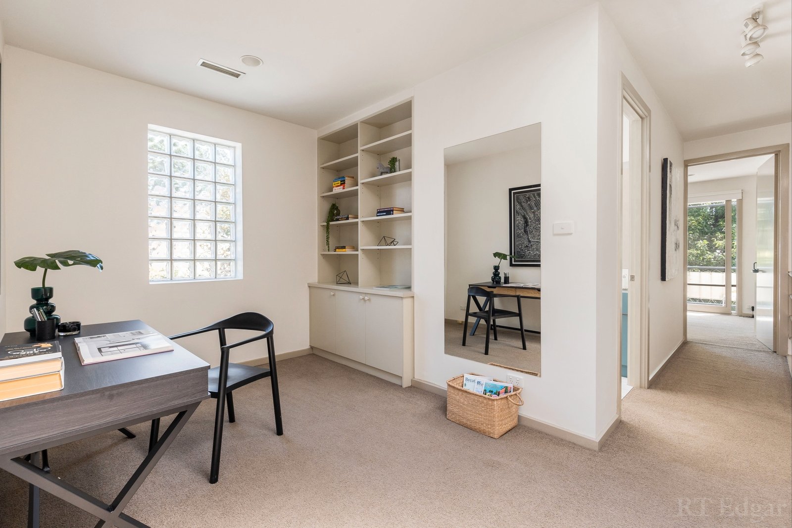 Real Estate and Property in 2 May Road, Toorak, VIC