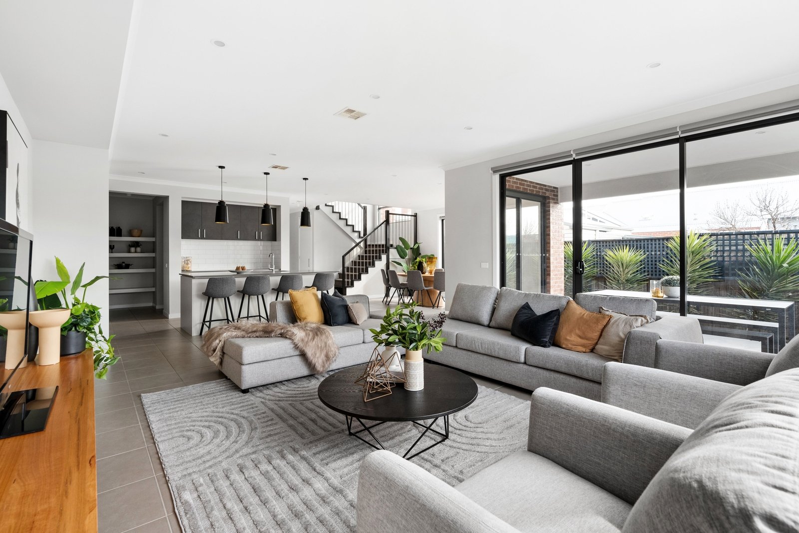 Real Estate and Property in 2 May Street, Preston, VIC