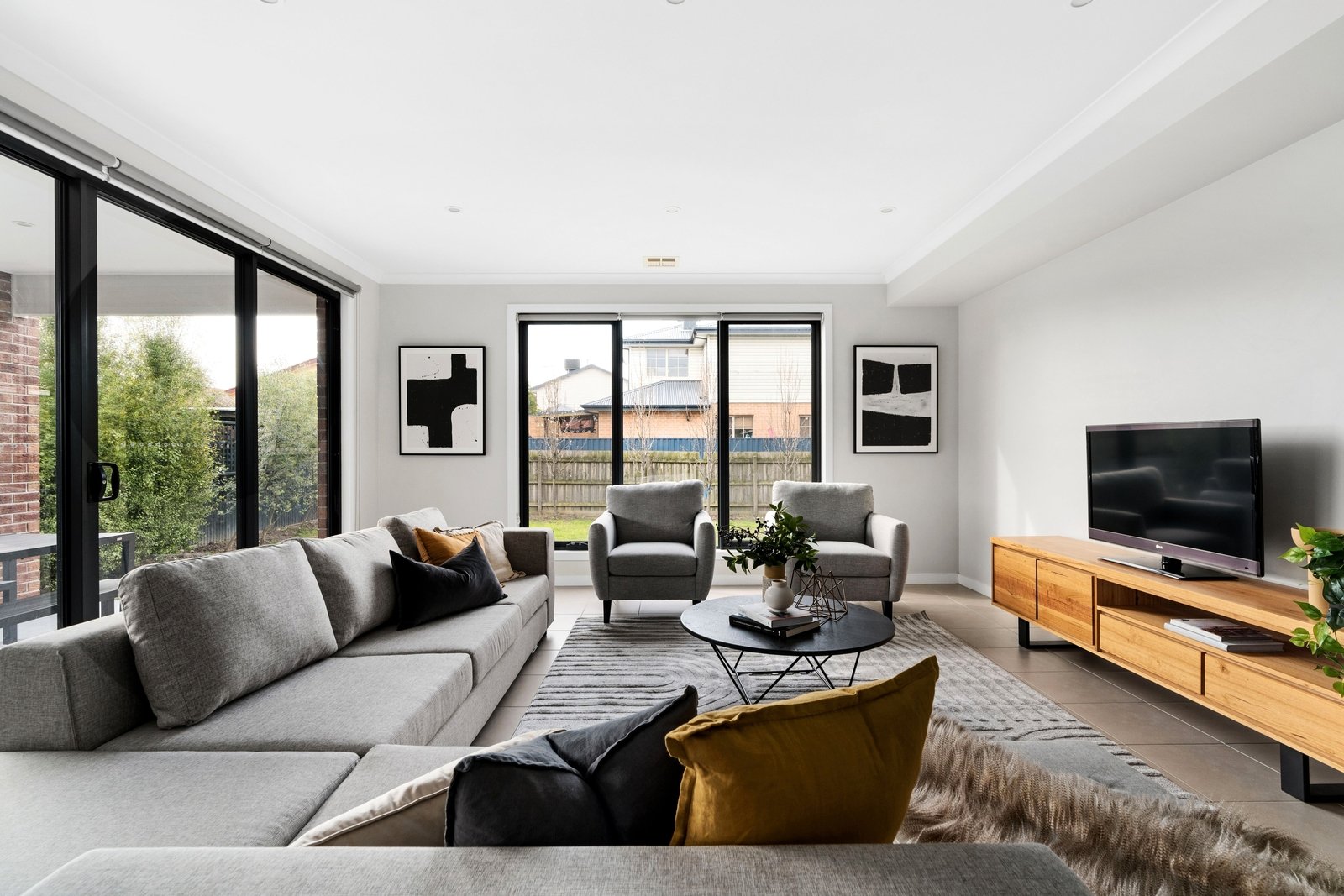 Real Estate and Property in 2 May Street, Preston, VIC