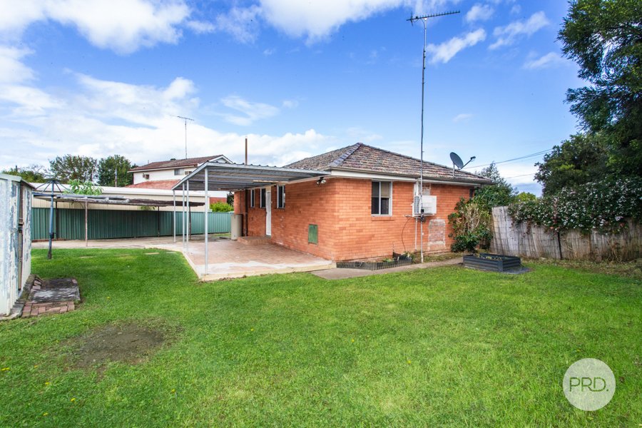 2 Mazepa Ave  South Penrith 12