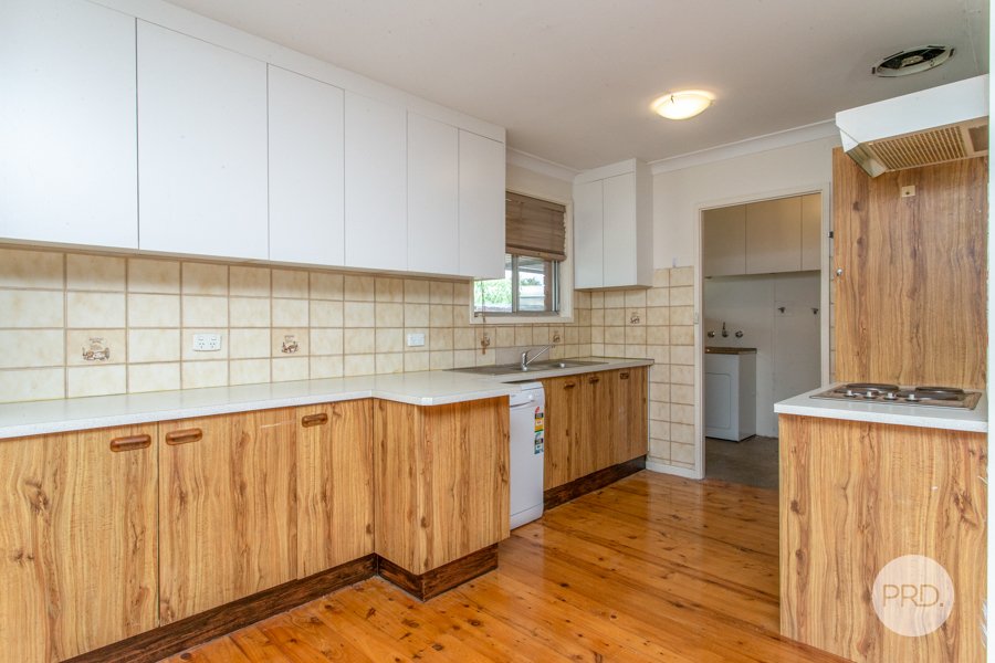 2 Mazepa Avenue SOUTH PENRITH 4