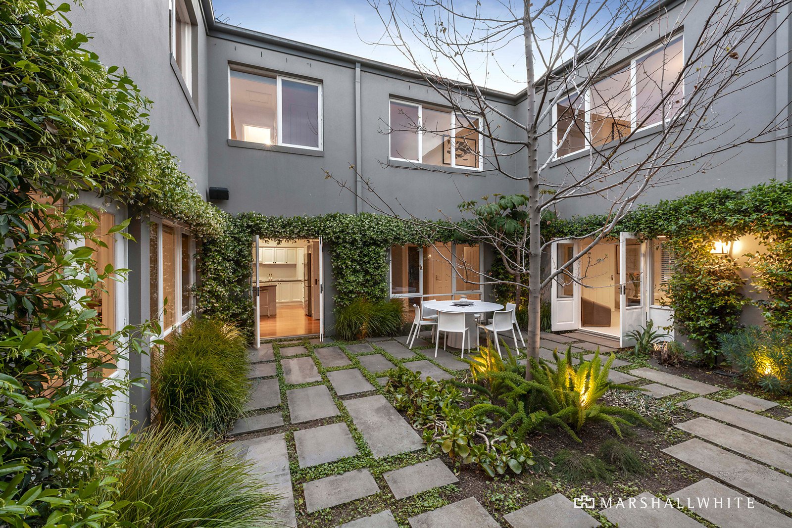 2 McCormack Street, Port Melbourne, VIC