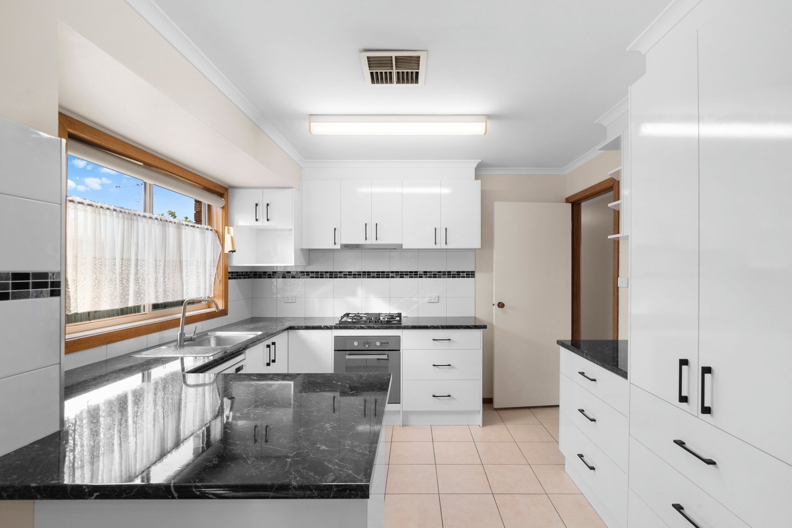 2 McCubbin Drive SHEPPARTON 4