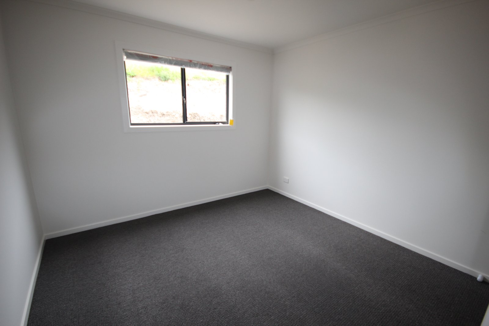 2 McGill Rise CLAREMONT 8