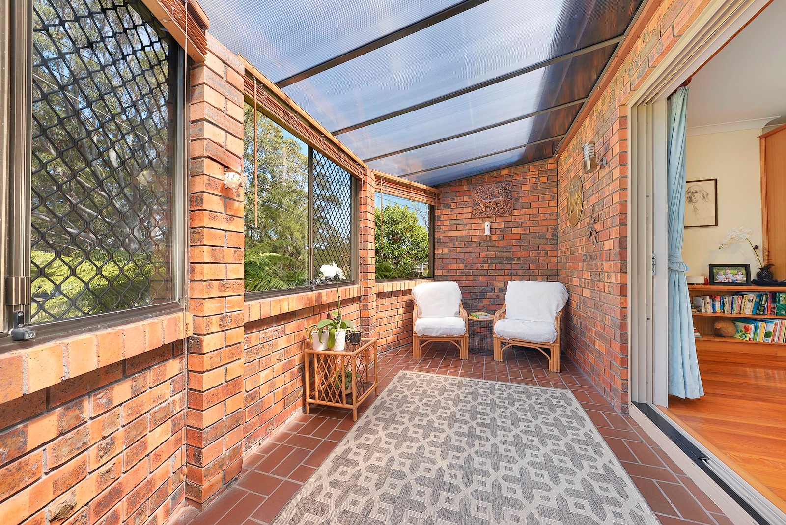 2 McKenzie Avenue CHIFLEY 5