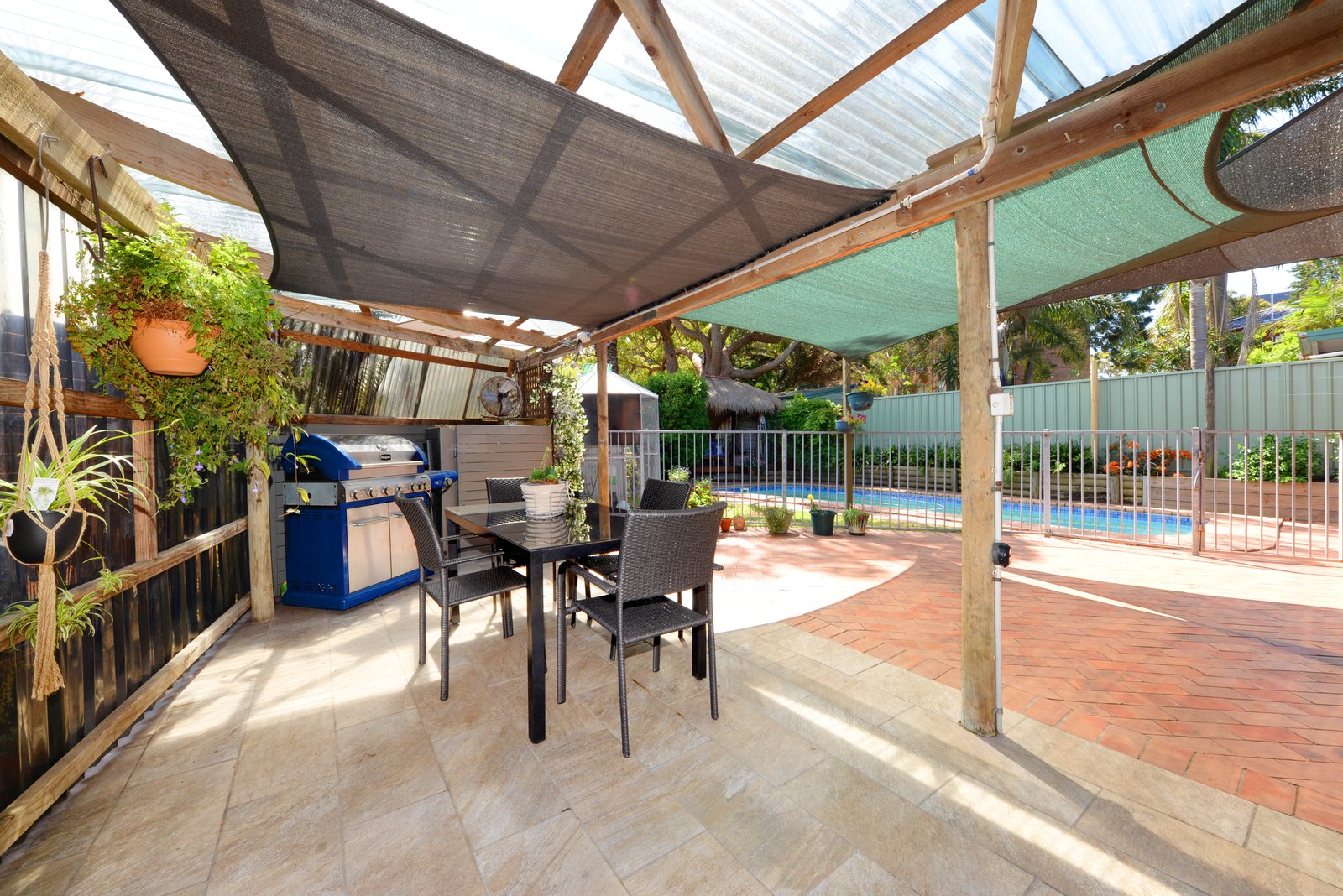2 McKenzie Avenue CHIFLEY 7