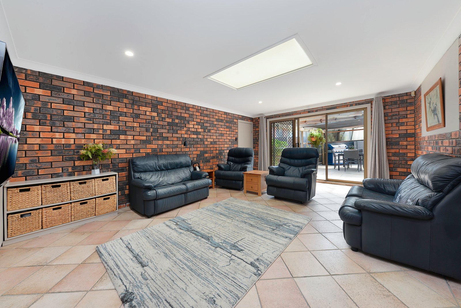 2 McKenzie Avenue CHIFLEY 8