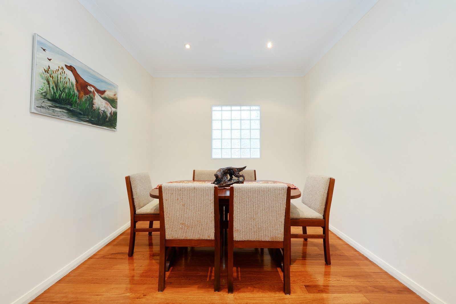 2 McKenzie Avenue CHIFLEY 9