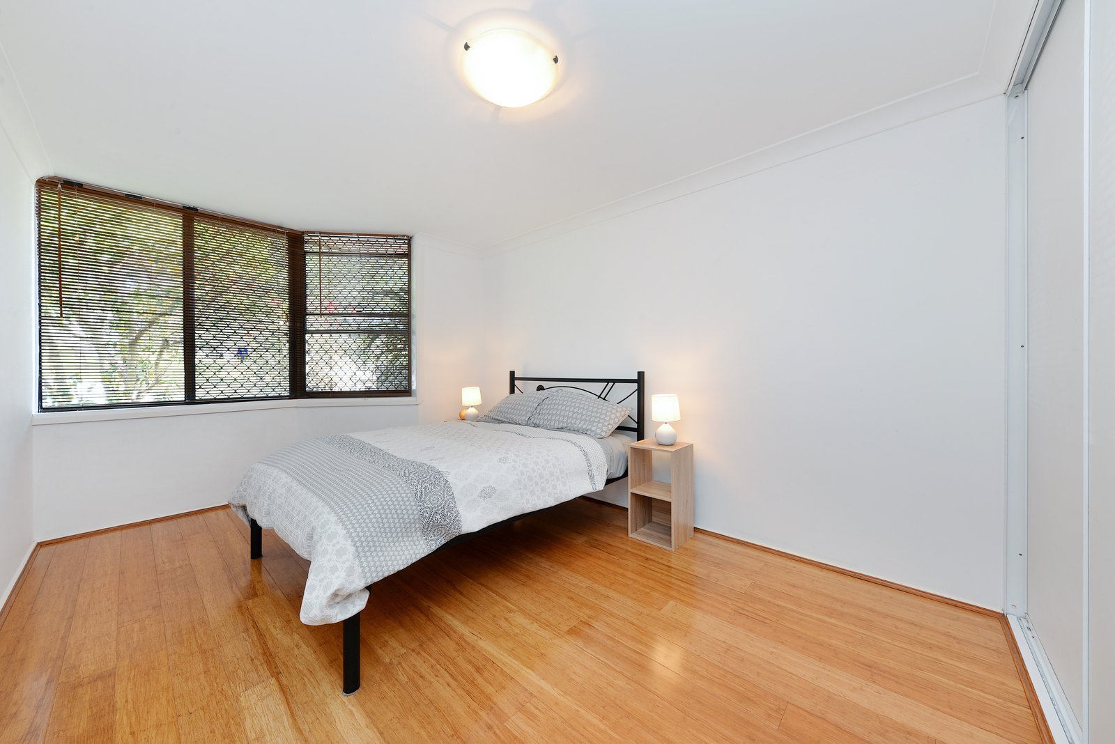 2 McKenzie Avenue CHIFLEY 13