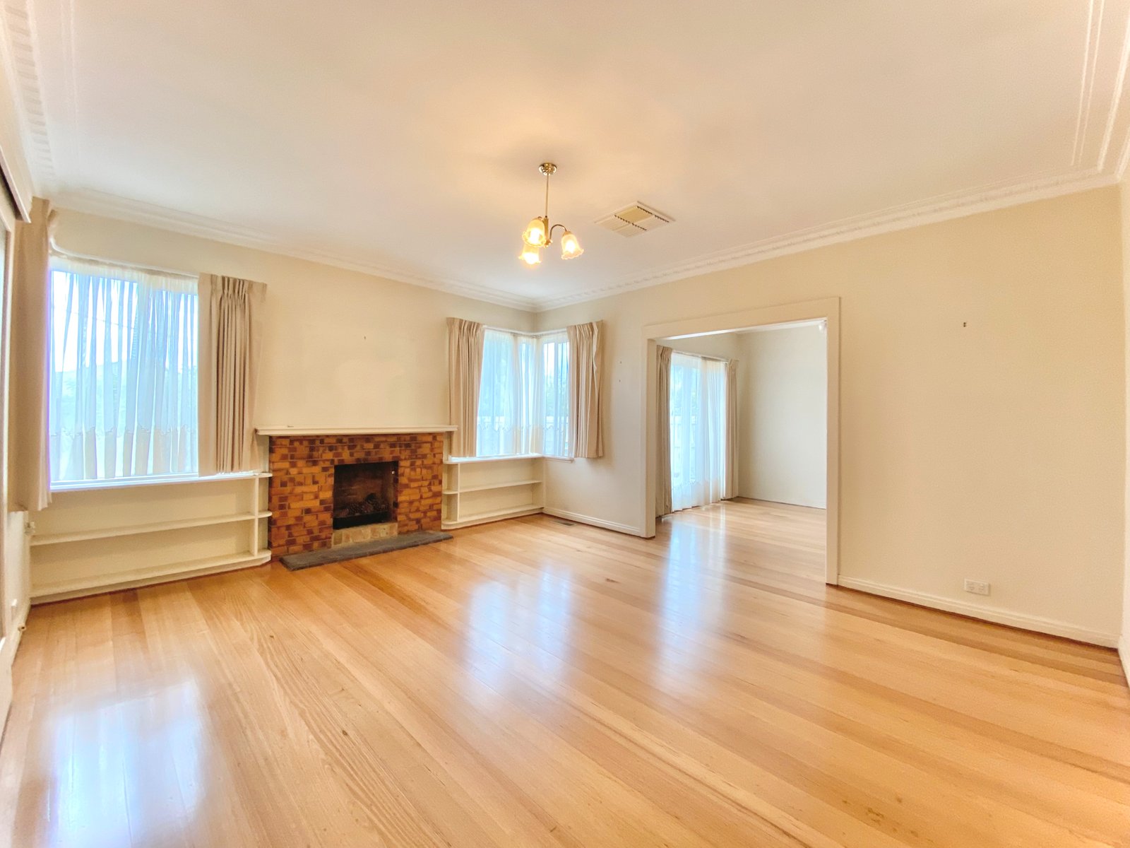 Gallery: 2 McKenzie Court