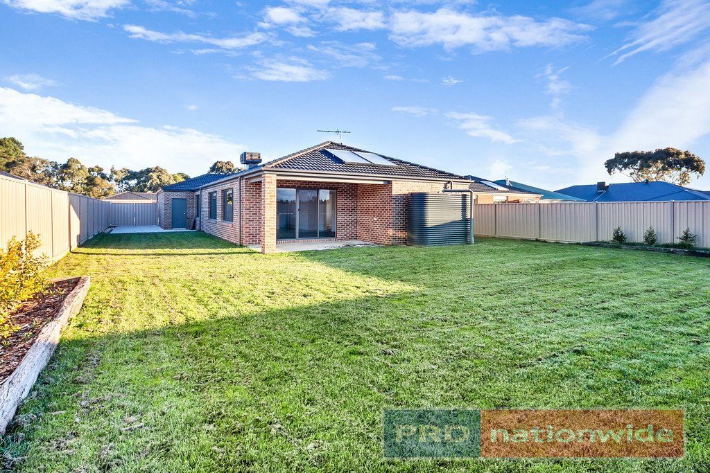 2 McMahon Drive BALLAN 5