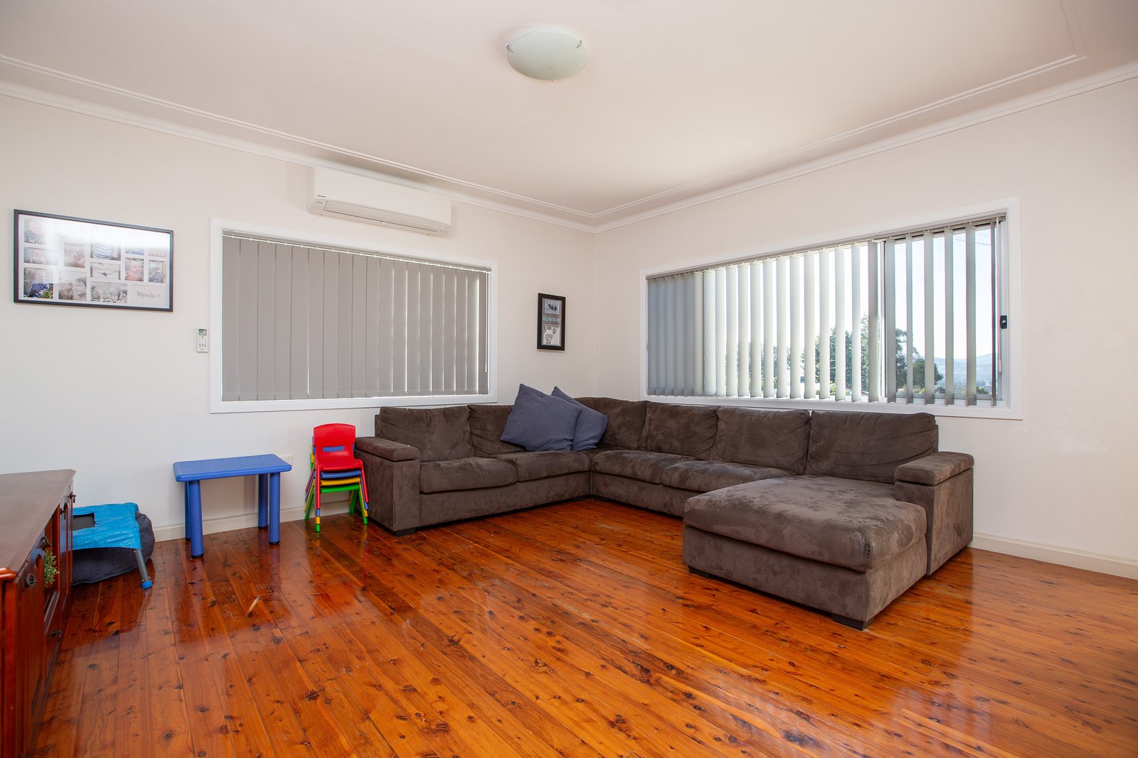 2 McRae Street TAMWORTH 7