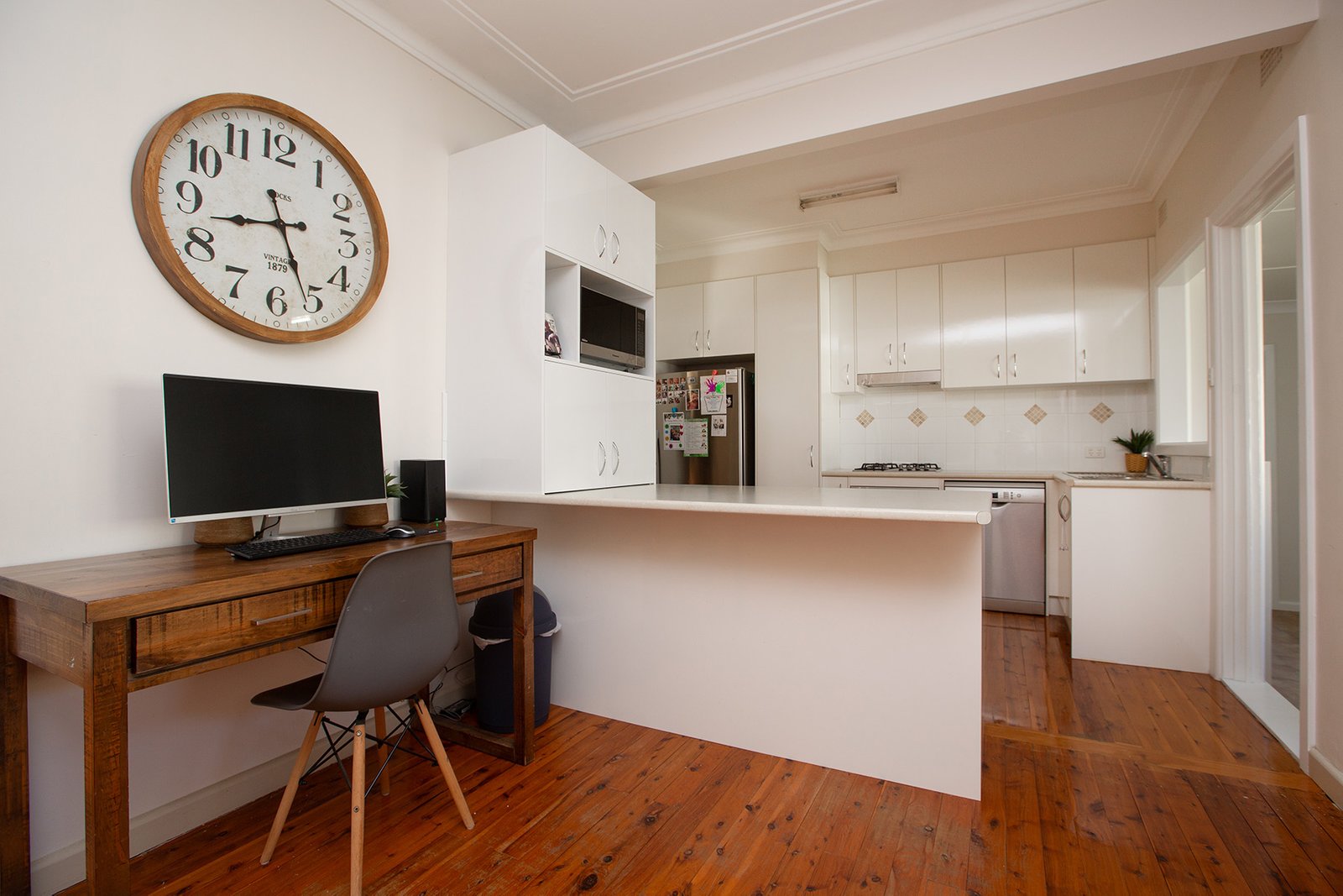 2 McRae Street TAMWORTH 8