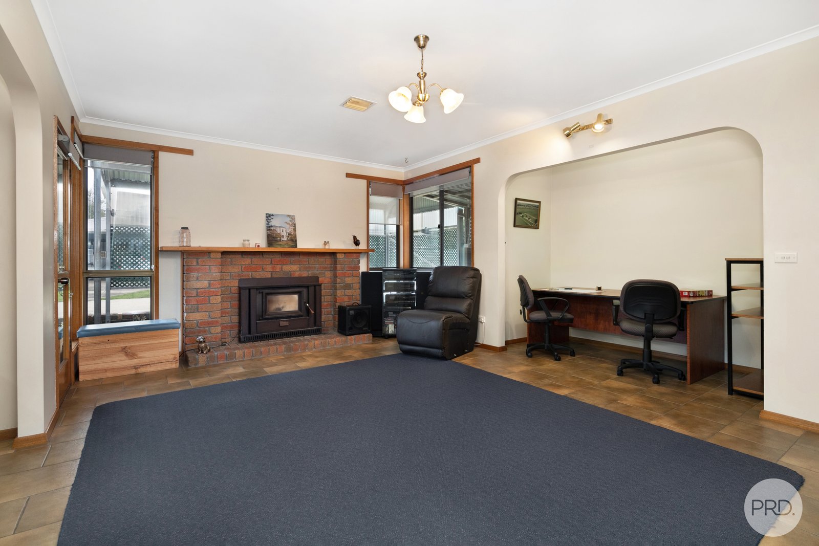 2 Meadow Court DELACOMBE 6