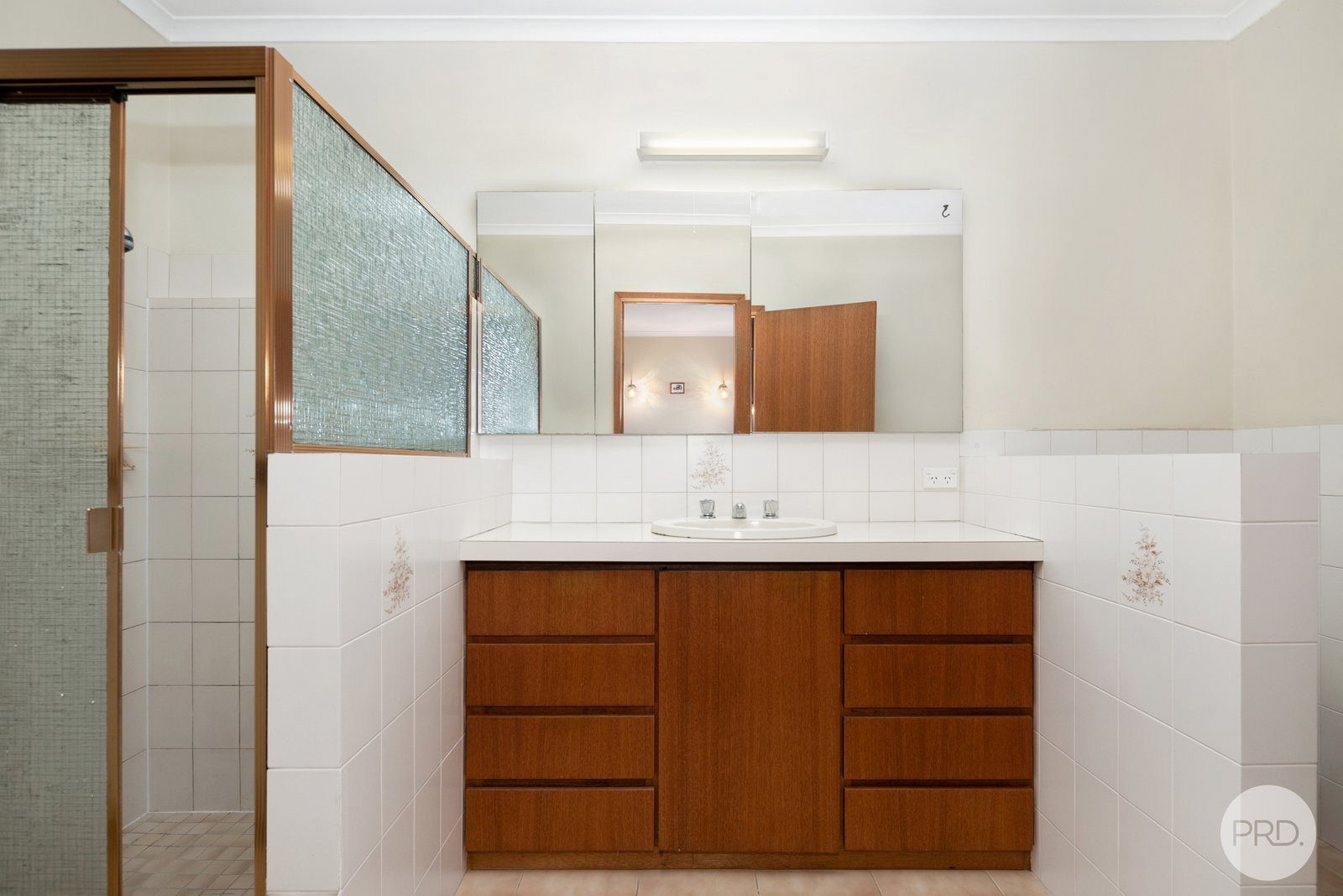 2 Meadow Court DELACOMBE 12