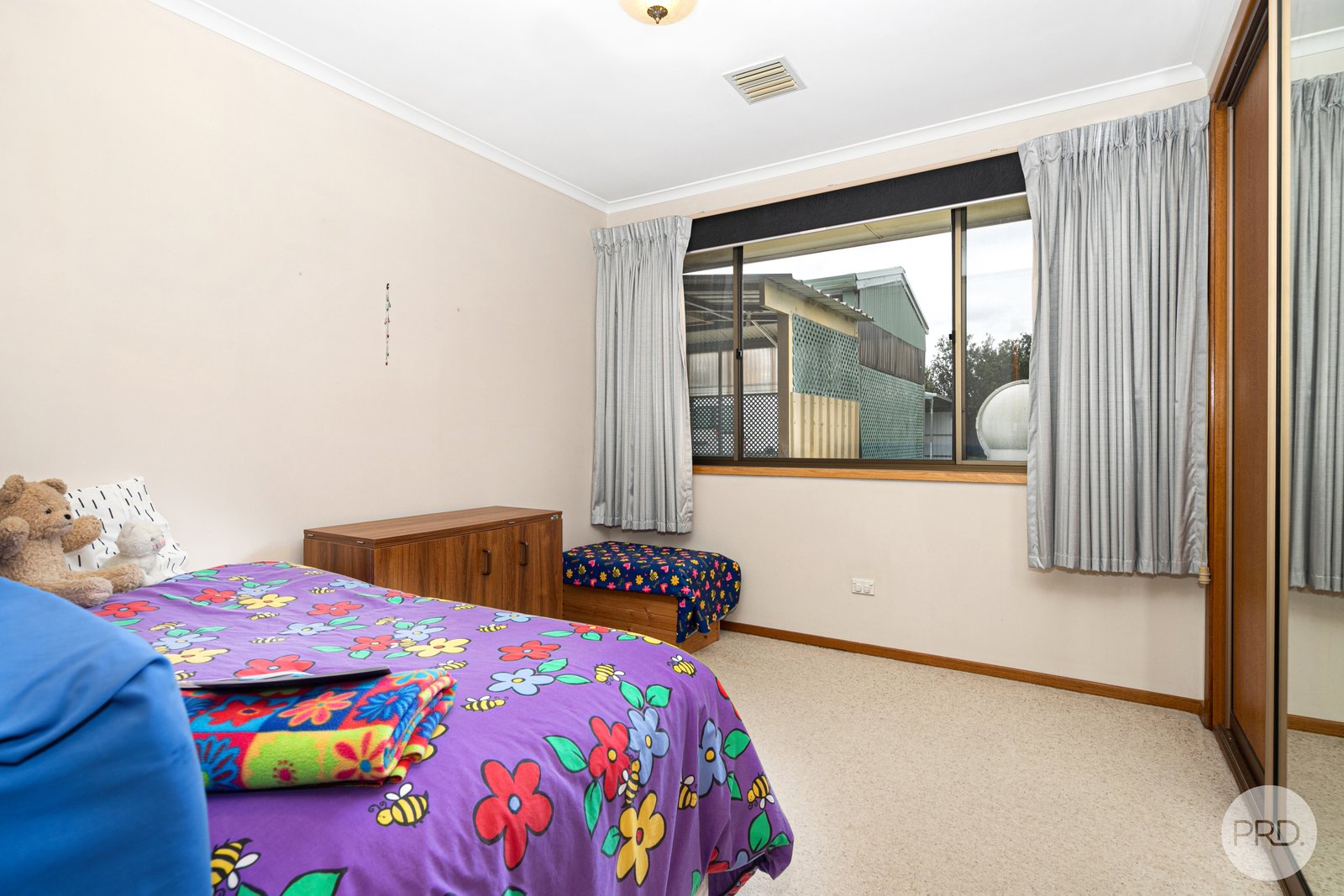 2 Meadow Court DELACOMBE 13