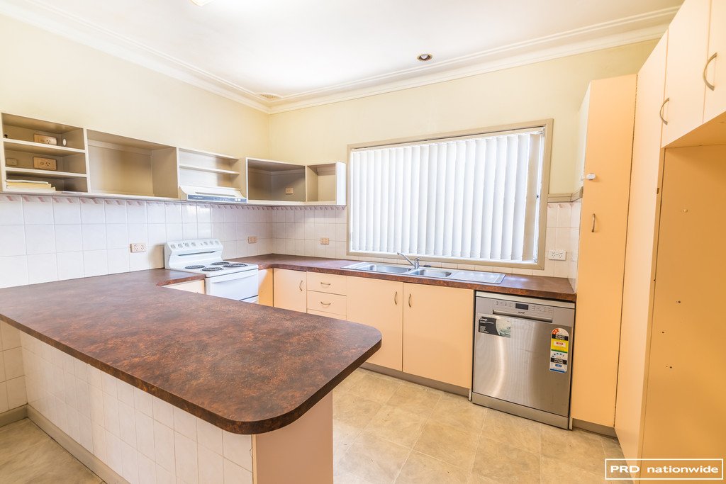 2 Melrose Street TAMWORTH 9