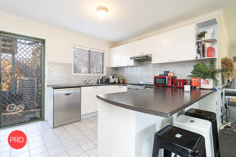 2 Middle Street SUTTON 8