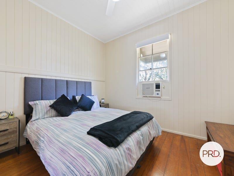 2 Mill Lane ROSEWOOD 9