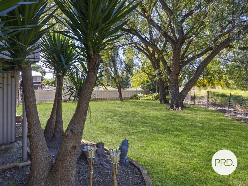 2 Mill Lane ROSEWOOD 14