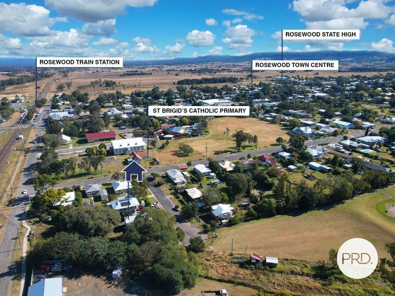 2 Mill Lane ROSEWOOD 19