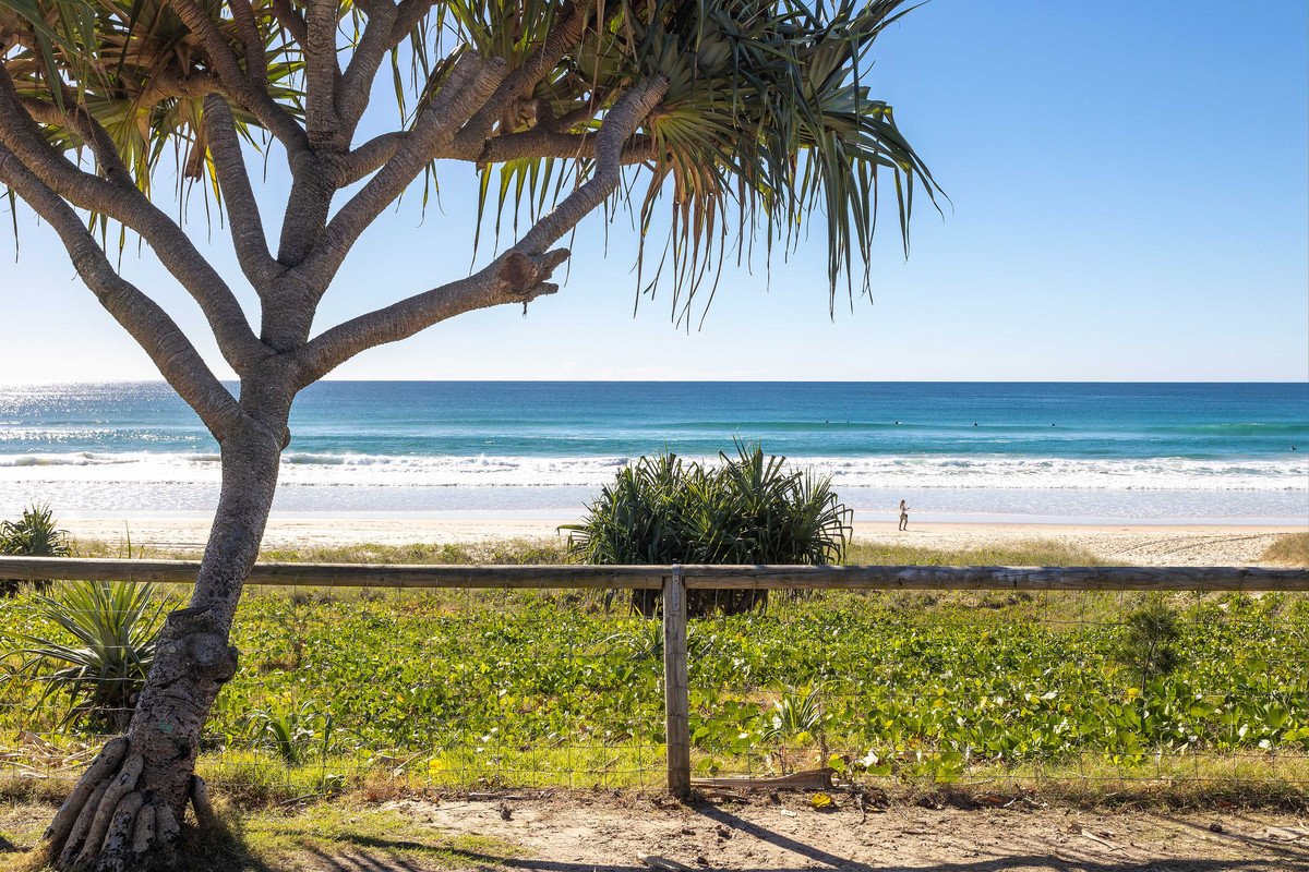 2 Millers Drive Tugun 18