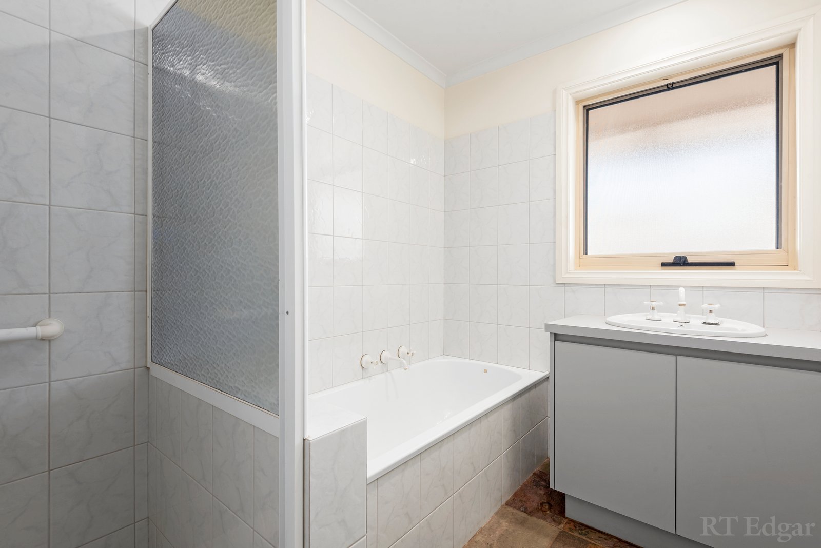 Real Estate and Property in 2 Millwood Place, Ocean Grove, VIC