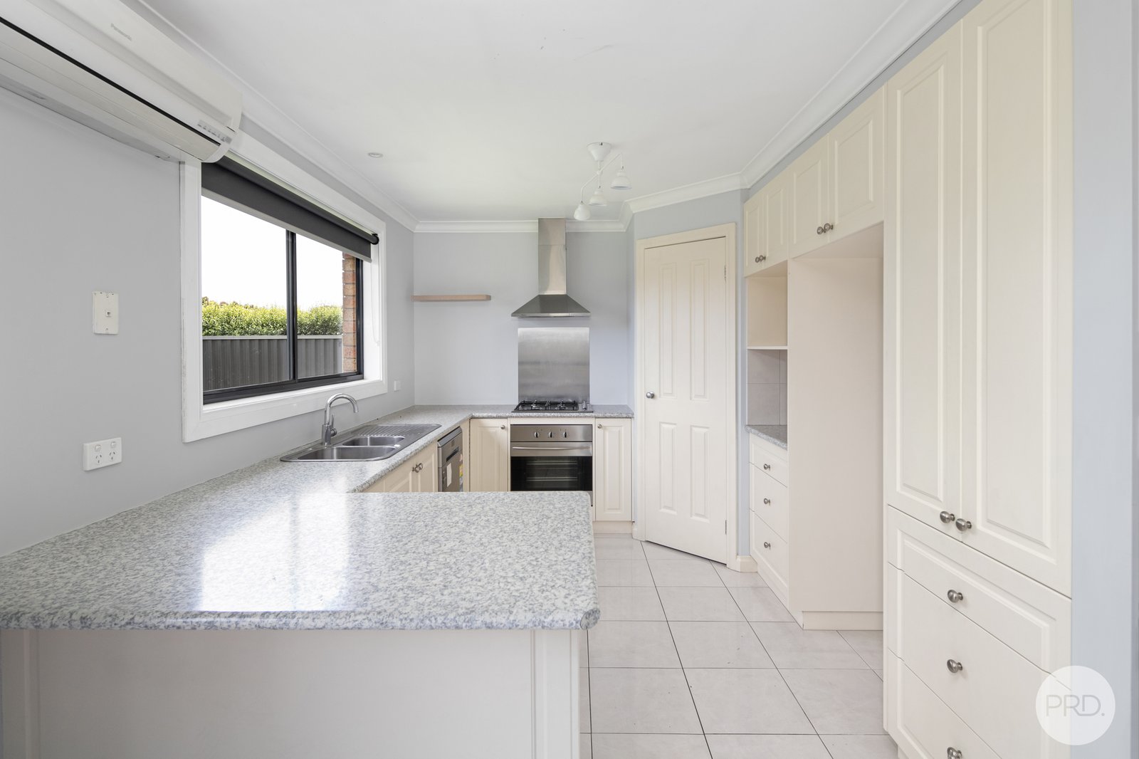 2 Modestino Place MITCHELL PARK 5