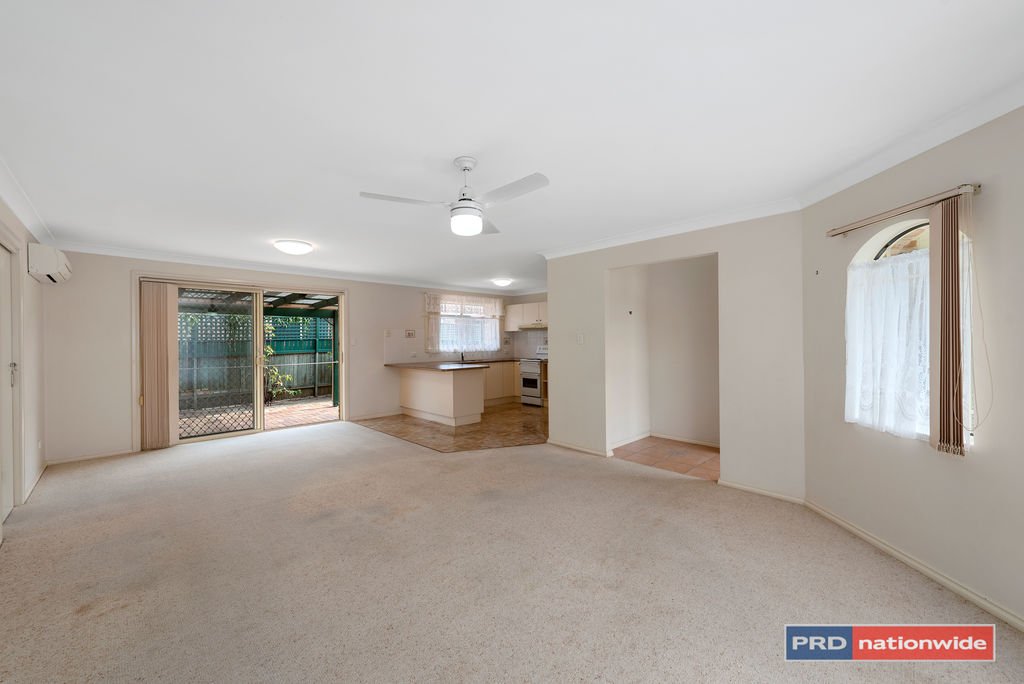 2 Moreton Bay Avenue COFFS HARBOUR 2