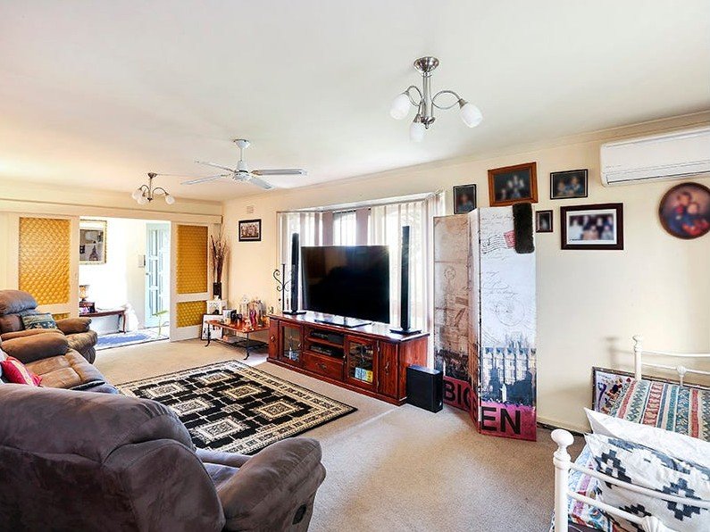 Gallery: 2 Moruya Drive