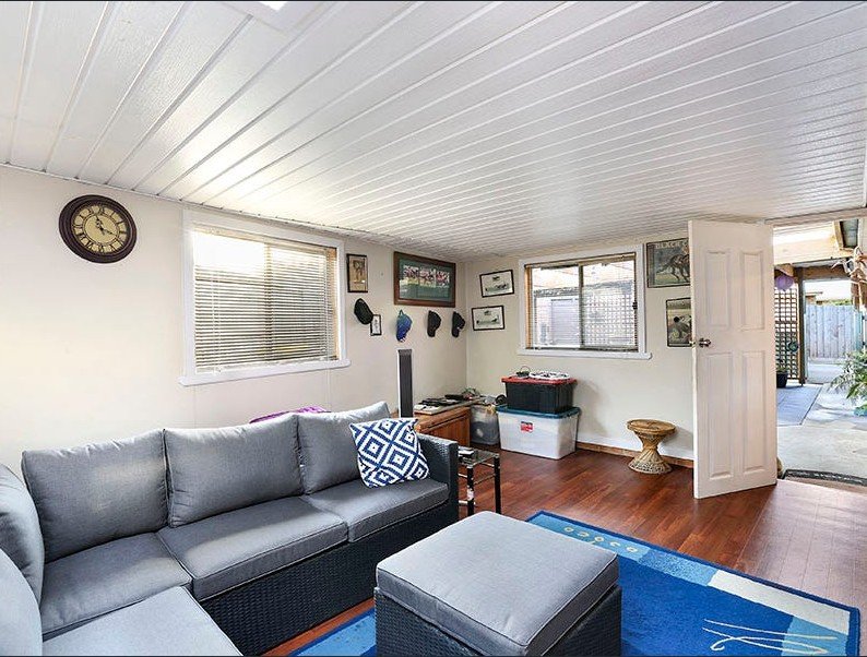 Gallery: 2 Moruya Drive