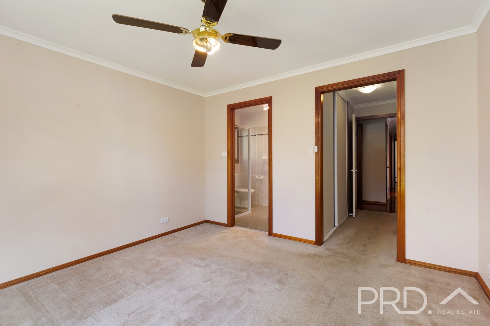 2 Mount Street SOUTH GUNDAGAI 10