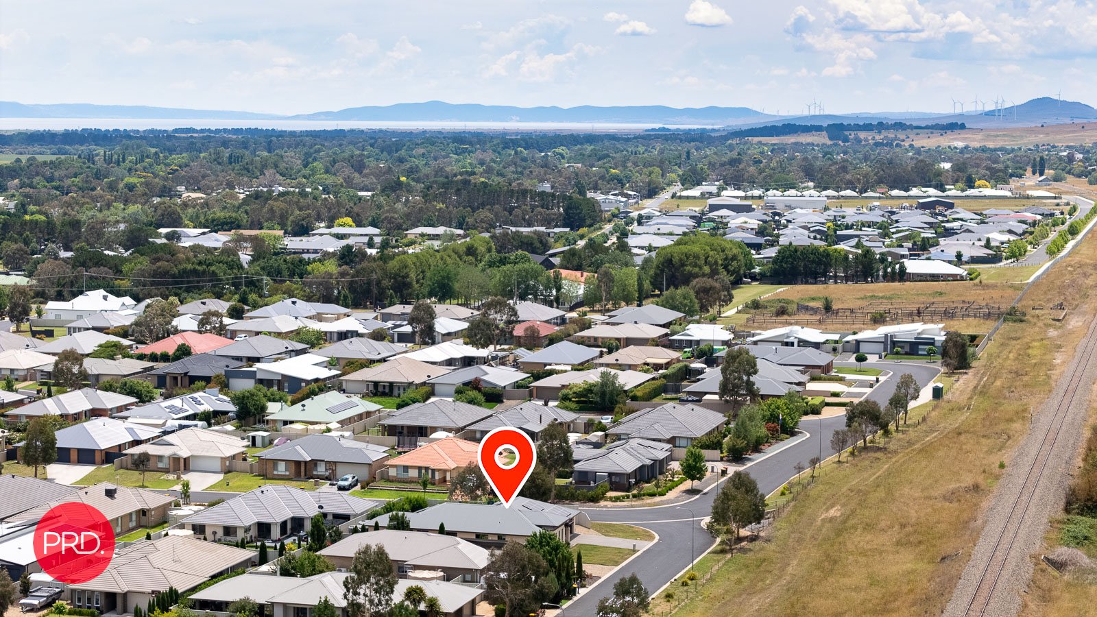 2 Murray Grey Place BUNGENDORE 3